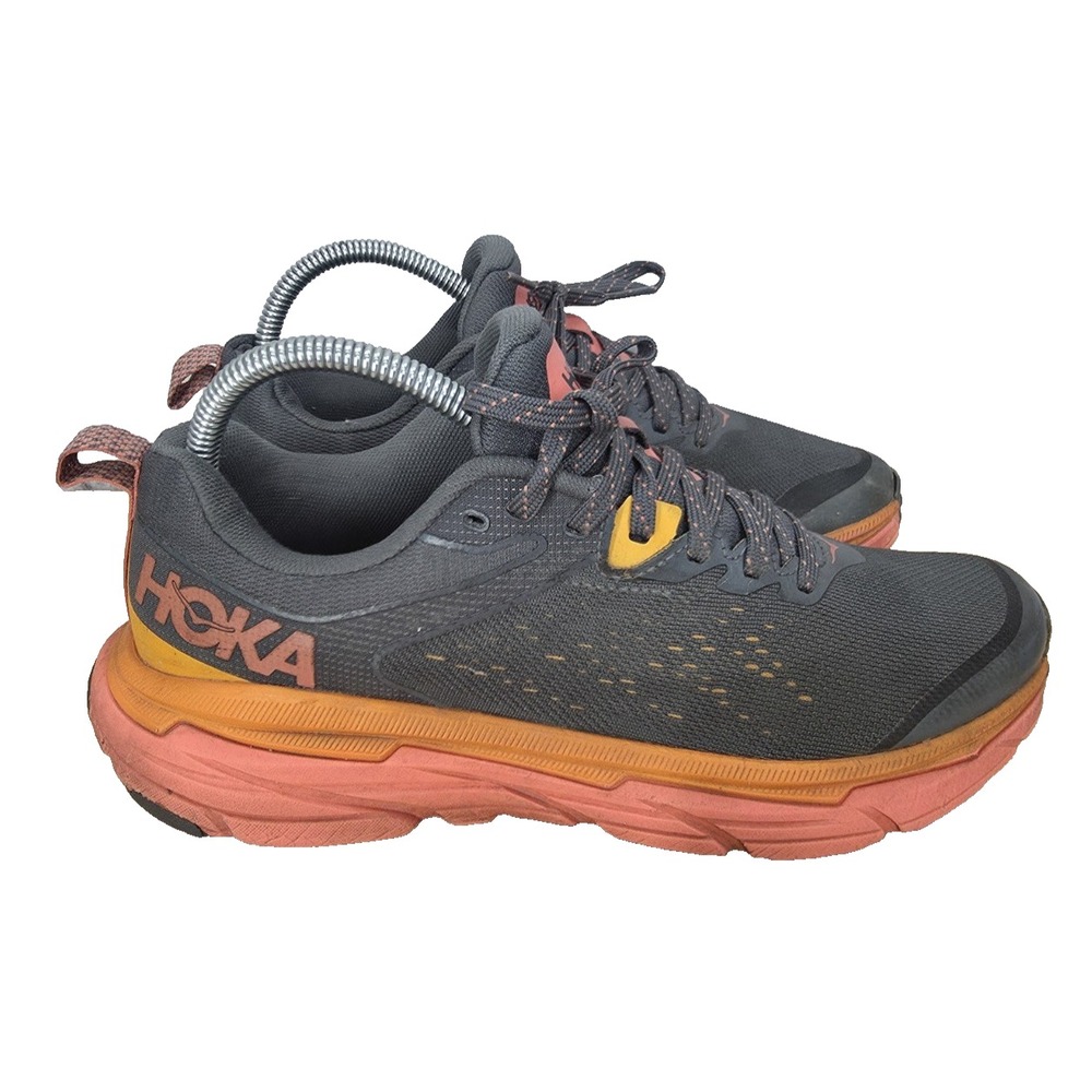 Hoka One One Challenger ATR 6 Running Shoes Womens 6.5 Gray Sneakers Trainers